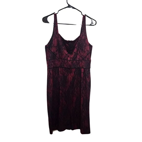 Adrianna Papell Bonded Lace Sheath Dress in Burgundy 12 - Picture 5 of 5